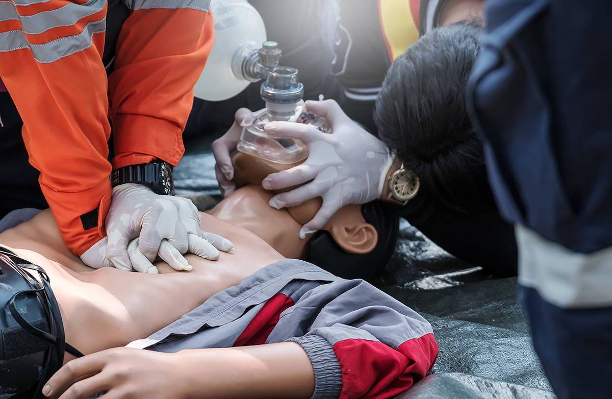 Primeros Auxilios y Cuidados Médicos